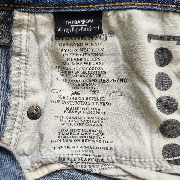 Blank NYC | The Barrow Vintage High Rise Embroidered Floral 3" Shorts - Size 30 - Picture 13 of 14